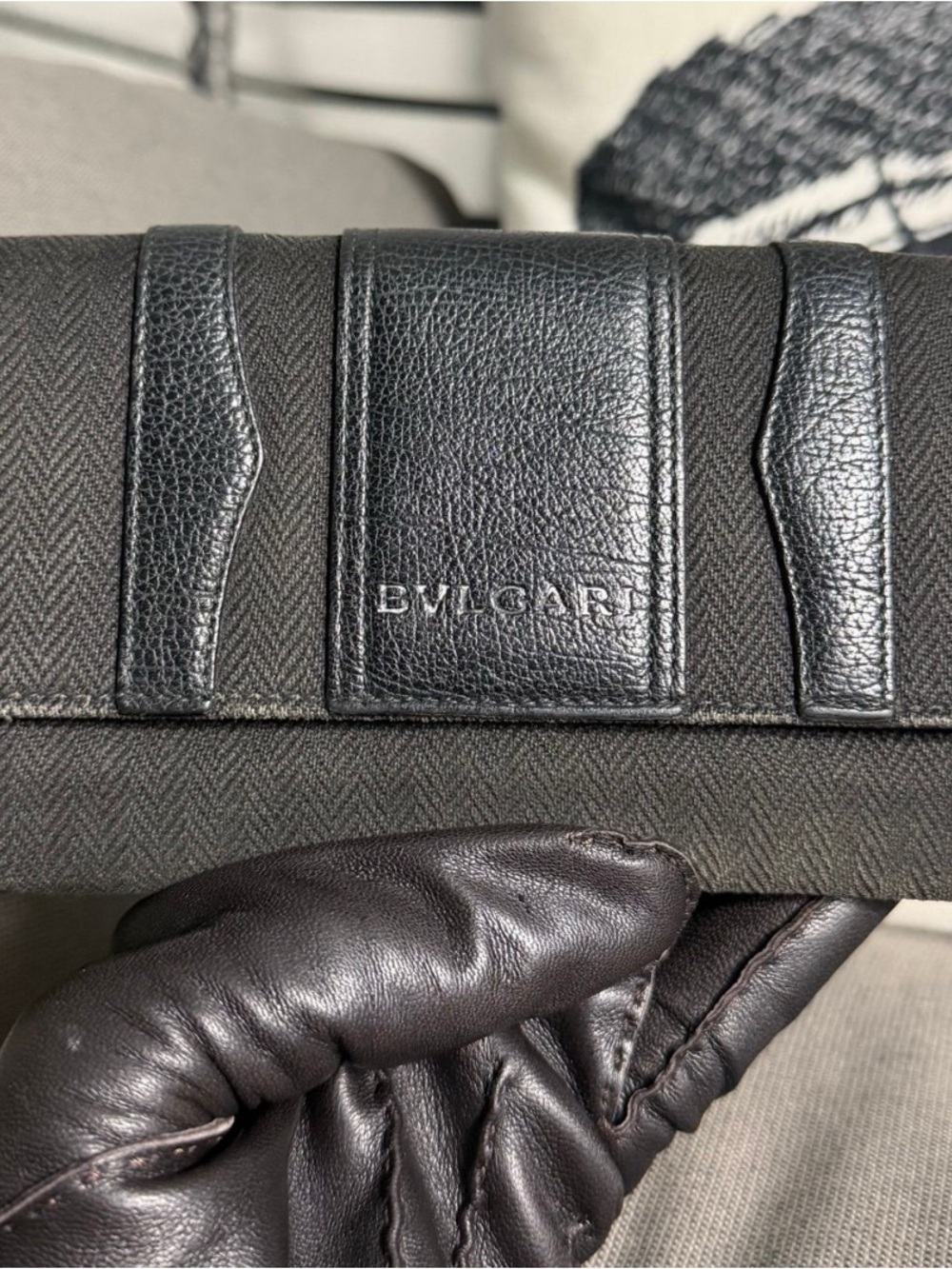 AUTHENTIC BVLGARI CLUTCH SILVER WALLET 10 SLOT CREDIT CARD & CHECKBOOK PURSE